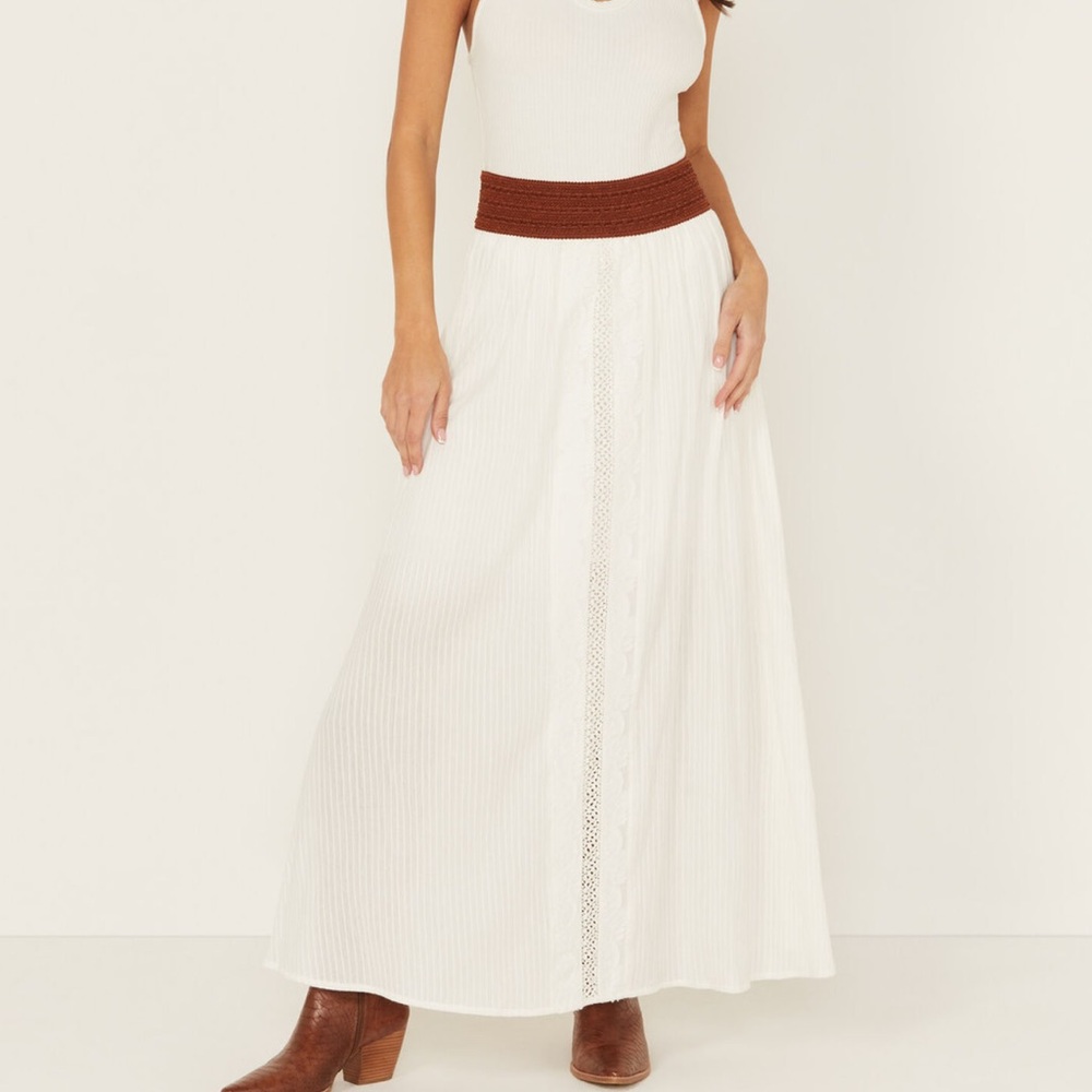 SHYANNE WOMEN'S LACE INSET MAXI SKIRT